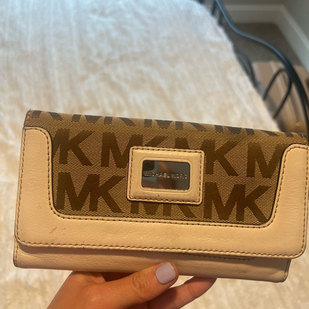 Michael Kors Tan and Cream Logo Wallet